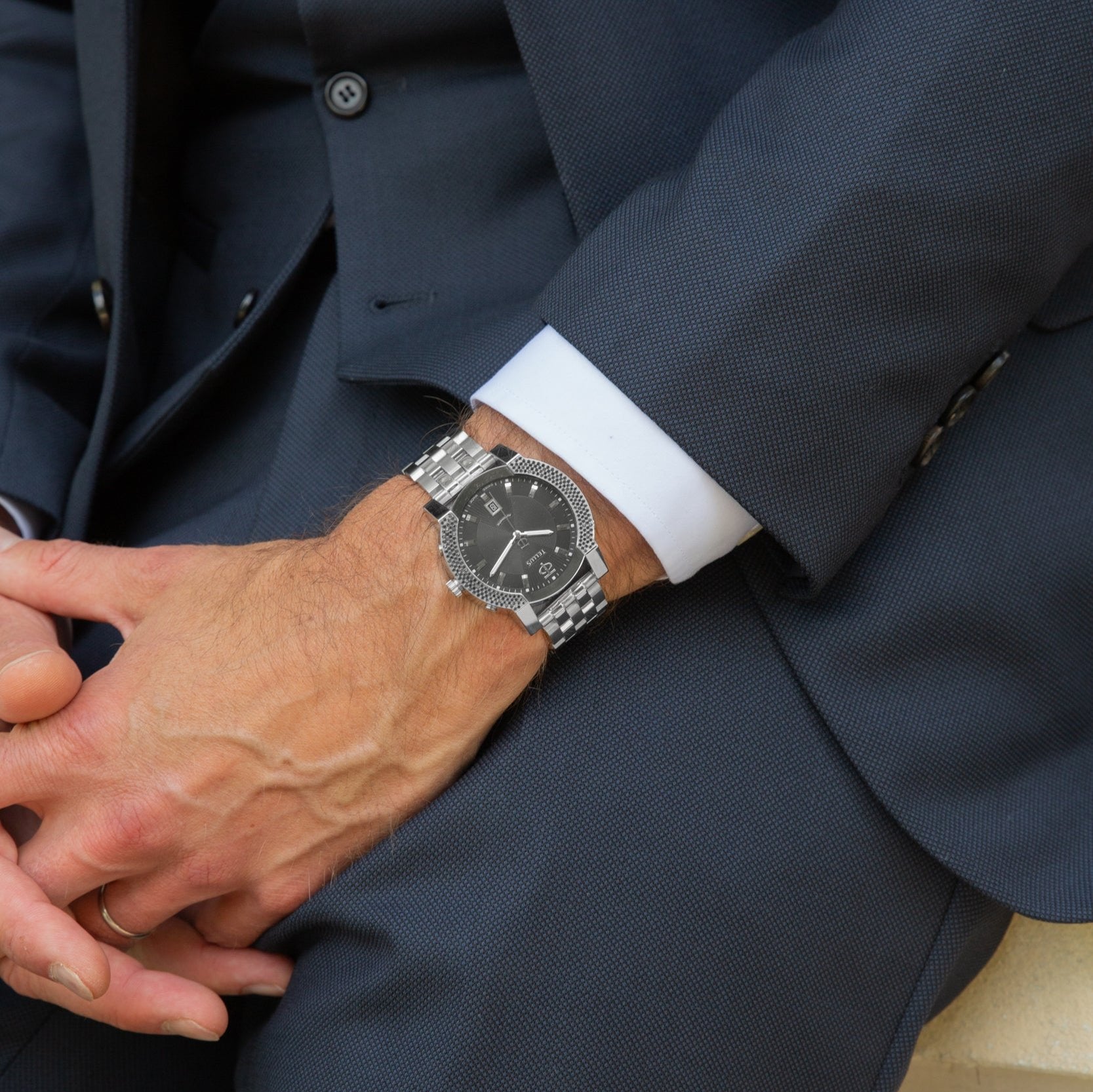 Discoverer 611 - Maison Tellus